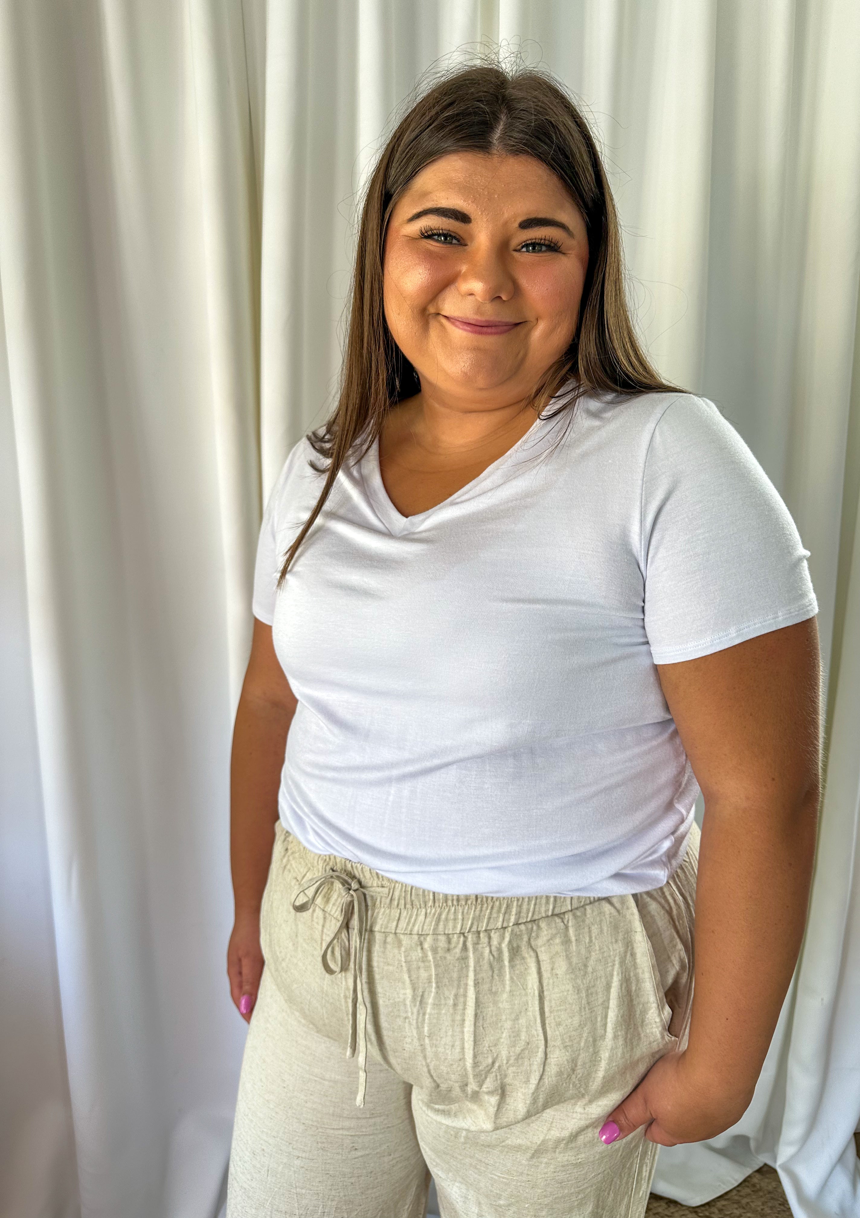 PLUS White VNeck Basic