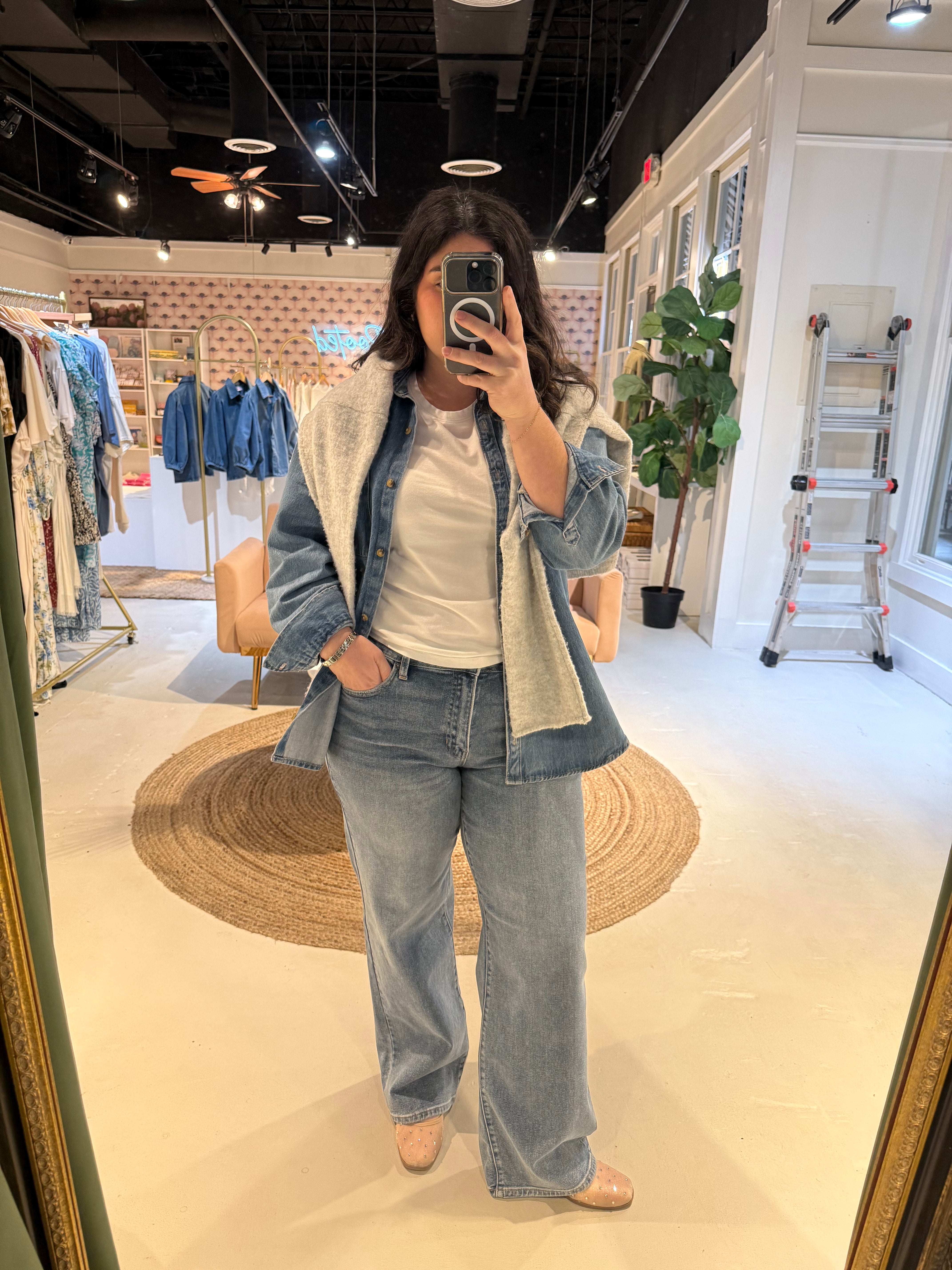 Medium Straight Leg Denim