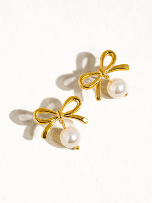 Bow Pearl Earring