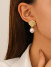 Gold Shell Pearl Earring